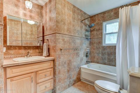 2 Iris Ct, Howell, NJ 07731 photo 17