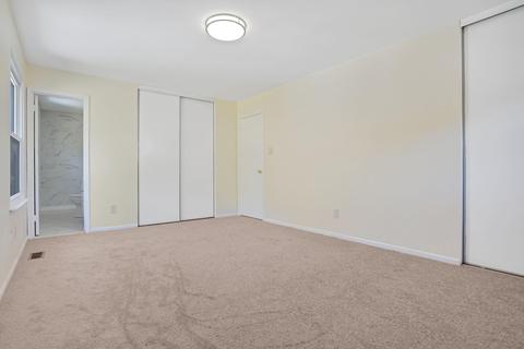 16 Kiwi Loop, Howell, NJ 07731 photo 10