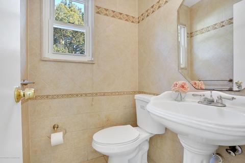 16 Kiwi Loop, Howell, NJ 07731 photo 6