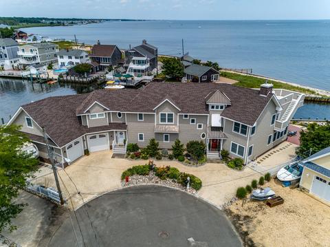 17 Point Rd, Waretown, NJ 08758 photo 1