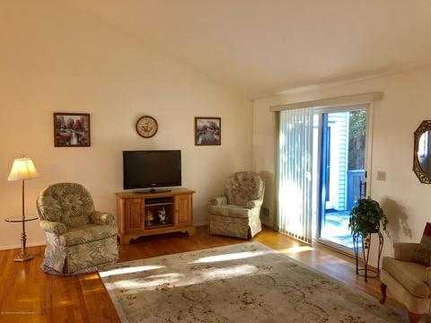 235 Sunset Dr, Forked River, NJ 08731 photo 9