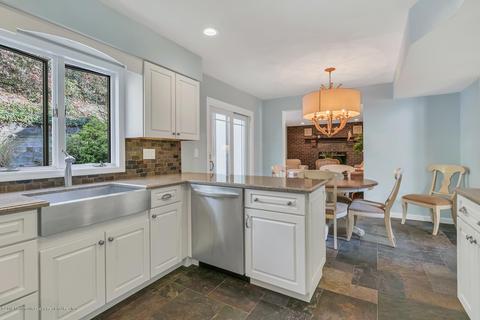 618 Valley Rd, Brielle, NJ 08730 photo 9