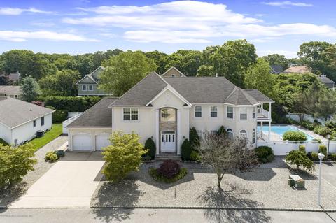 27 Callaghan Rd, Brick, NJ 08724 photo 1