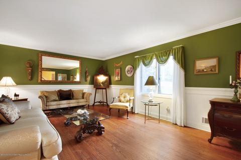 5 Seven Oaks Dr, Holmdel, NJ 07733 photo 3
