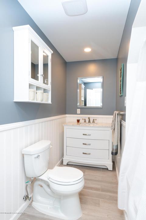 2 Gary Dr, Middletown, NJ 07748 photo 24