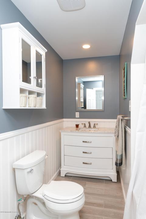 2 Gary Dr, Middletown, NJ 07748 photo 26
