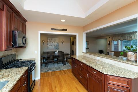 2 Gary Dr, Middletown, NJ 07748 photo 10