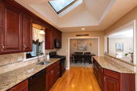 2 Gary Dr, Middletown, NJ 07748 photo 13