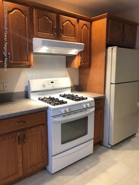 545 Harris Ave, Brielle, NJ 08730 photo 4