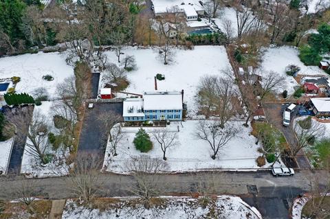 132 Woodgate Rd, Middletown, NJ 07748 photo 6
