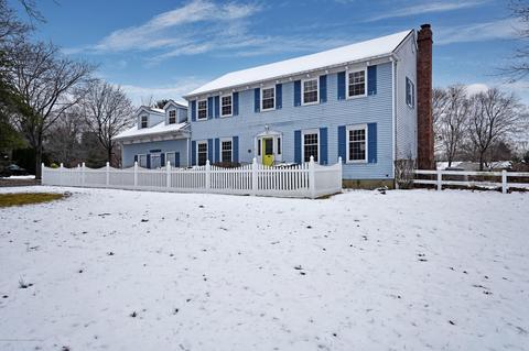 132 Woodgate Rd, Middletown, NJ 07748 photo 2
