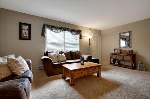 27 Barbara Ct, Waretown, NJ 08758 photo 5