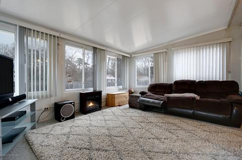 27 Barbara Ct, Waretown, NJ 08758 photo 14