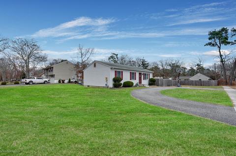 27 Barbara Ct, Waretown, NJ 08758 photo 2