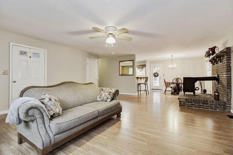 622 Oak Leaf St, Jackson, NJ 08527 photo 4
