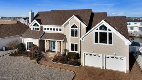 813 Ensign Dr, Forked River, NJ 08731 photo 1