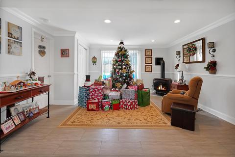 77 Forest Dr, Jackson, NJ 08527 photo 9