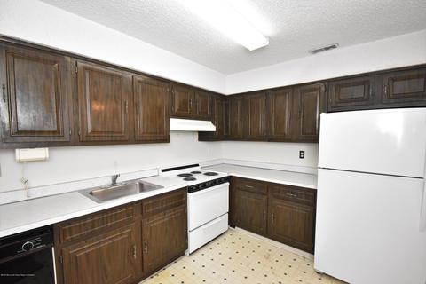 7 Northrup Dr, Brick, NJ 08724 photo 1