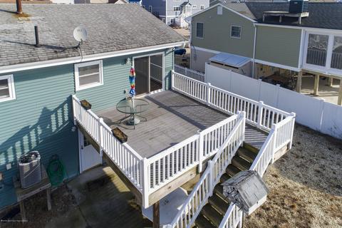 108 E Potomac Dr, Little Egg Harbor, NJ 08087 photo 4