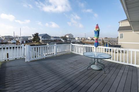 108 E Potomac Dr, Little Egg Harbor, NJ 08087 photo 5