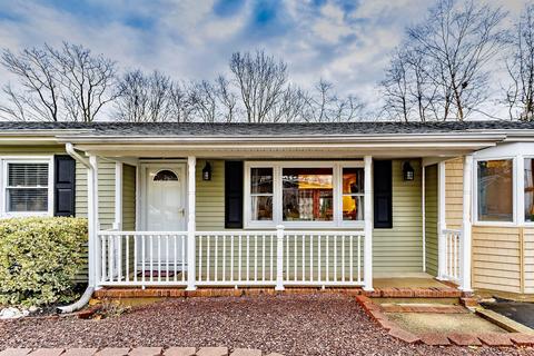 341 Delaware Dr, Brick, NJ 08723 photo 2