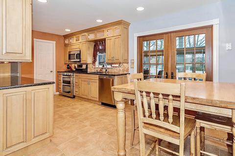 341 Delaware Dr, Brick, NJ 08723 photo 7