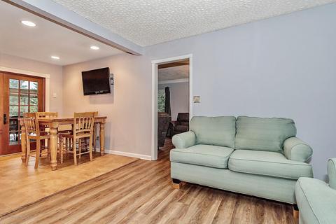341 Delaware Dr, Brick, NJ 08723 photo 4