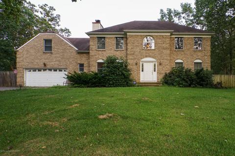 45 Pitney Ln, Jackson, NJ 08527 photo 2