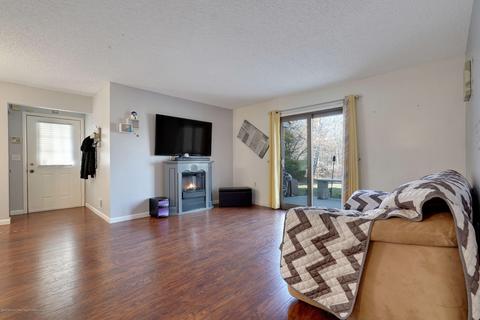 208 Violet Ln, Jackson, NJ 08527 photo 10