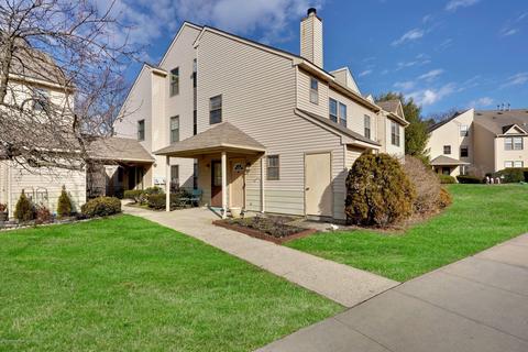 208 Violet Ln, Jackson, NJ 08527 photo 2