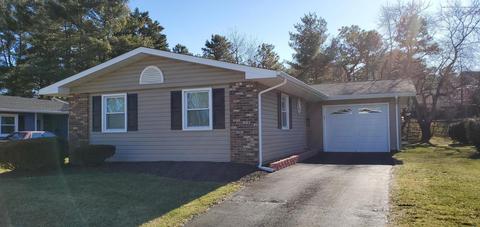 5 Robinson Rd, Brick, NJ 08724 photo 1