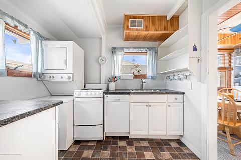 111 E 27th St, Ship Bottom, NJ 08008 photo 8