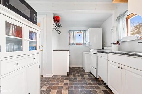 111 E 27th St, Ship Bottom, NJ 08008 photo 11