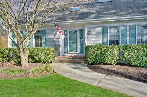 1111 Riverview Dr, Brielle, NJ 08730 photo 4