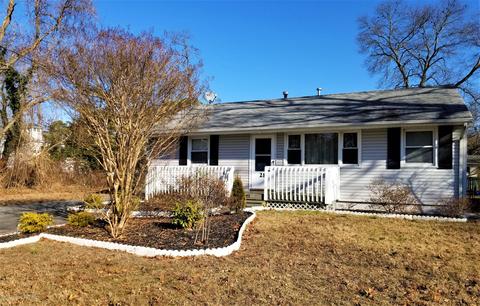 21 Van Ness Dr, Brick, NJ 08723 photo 2
