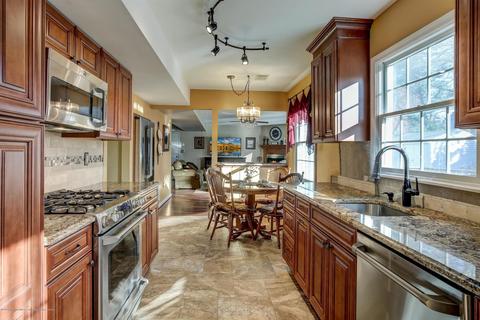 129 D St, Brick, NJ 08723 photo 9