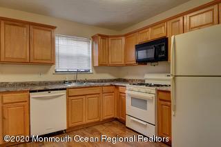 181 Azalea Cir, Jackson, NJ 08527 photo 7
