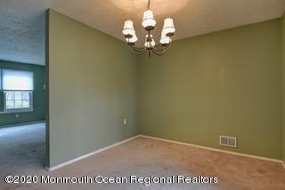 181 Azalea Cir, Jackson, NJ 08527 photo 5