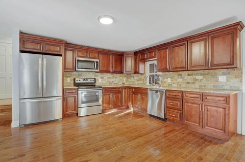 271 Riverlawn Dr, Wayne, NJ 07470 photo 9