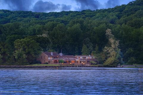 16 Clay Ct, Rumson, NJ 07760 photo 4