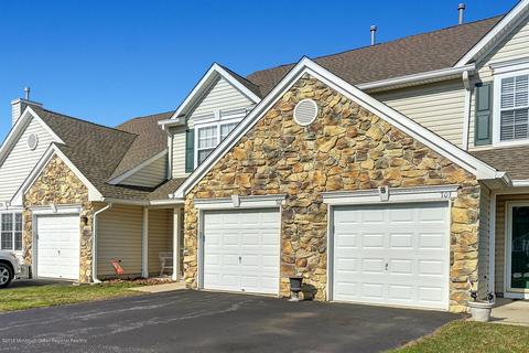 702 Carnation Dr, Brick, NJ 08724 photo 3