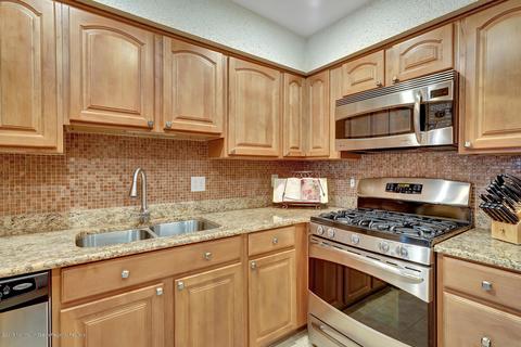 702 Carnation Dr, Brick, NJ 08724 photo 12