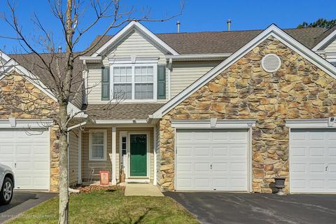 702 Carnation Dr, Brick, NJ 08724 photo 1