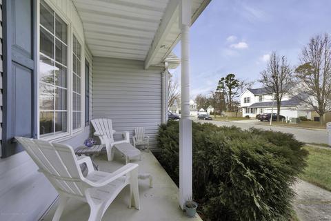 8 Tom Gray Ct, Forked River, NJ 08731 photo 3