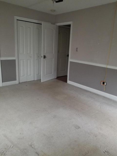233 Chestnut Ln, Forked River, NJ 08731 photo 10