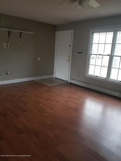 233 Chestnut Ln, Forked River, NJ 08731 photo 8