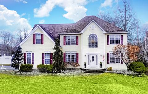 2 Feather Ln, Jackson, NJ 08527 photo 1