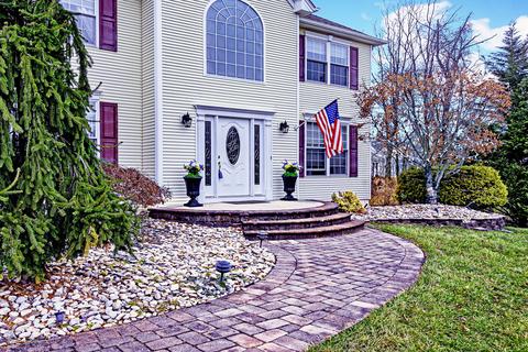 2 Feather Ln, Jackson, NJ 08527 photo 3