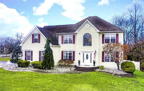 2 Feather Ln, Jackson, NJ 08527 photo 2