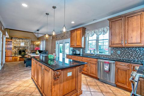 2 Feather Ln, Jackson, NJ 08527 photo 8